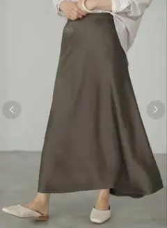 アメリカンホリック　カーキサテンスカート　M