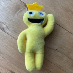 イエローキャラクターぬいぐるみ 王冠付き