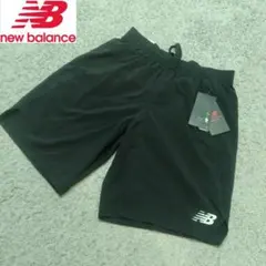 New Balance　 NB Tech ウーブンショーツ（クロスハーフパンツ）のサムネイル