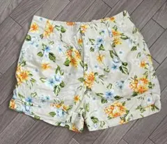 GU リネンショートパンツ ベージュSサイズ