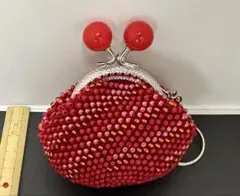赤いビーズ 手編みがま口財布　小物入れ