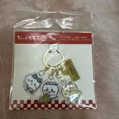 ちいかわ寿司　3連アクリルチャーム　お寿司屋さんなみんな　うさぎ　ハチワレ