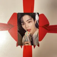 ゼベワン ICONIK封入トレカ パクゴヌク