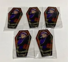 ツイステ　ローソン　桶棺缶バッジ　カリム