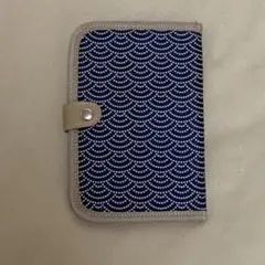 カードケース　手帳型カード入れ