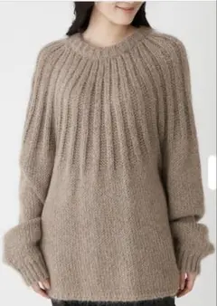 Mila Owen モヘアブレンド求心編みニットプルオーバ