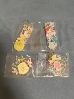 ディズニー　プリンセス　アクリルキーチャーム