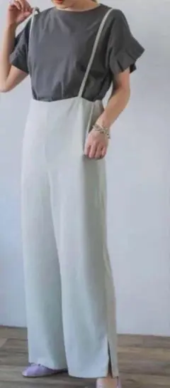 大人気完売品　新品　ITEMS URBANRESEARCH サスペンダー　パンツのサムネイル