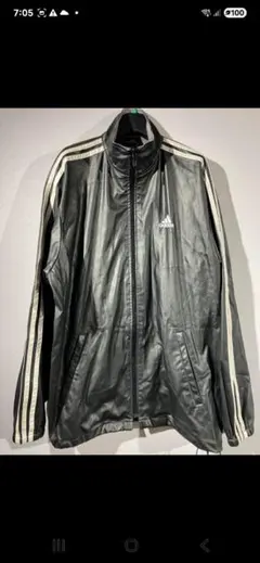 アディダス フェイクレザートラックジャケット