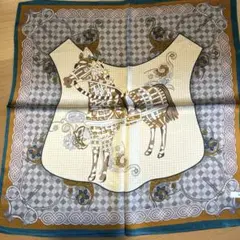 シルクスカーフ　約52×52㎝　未使用