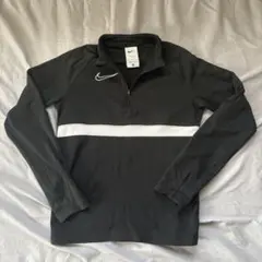 Nike DRI-FIT ブラック 長袖カットソー