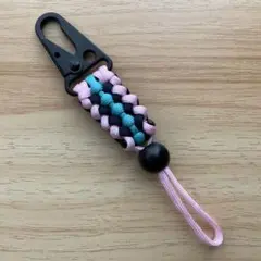 ハンドメイド カラビナ付き パラコード ペットボトルホルダー