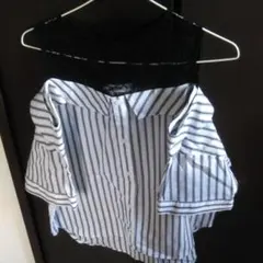 オフショルダー 肩だし