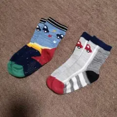 靴下　キッズ　車　13～16cm　2足組　まとめ売り