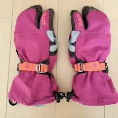 Item thumbnail for item cc35d062-35b5-413d-9c0f-27df5f33547e