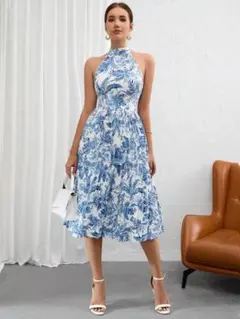 青と白の花柄ハイネックミディドレス