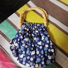 ウサギと花柄の和装用バッグ