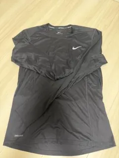 m*m様 Nike DRI-FIT ランニングTシャツ M 黒