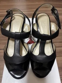 Item thumbnail for item 0d94f4e3-a30d-443c-8e4c-63537995fc02