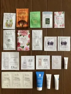 未使用　コスメ　サンプル　21個　試供品　　まとめて　Dior レルボラリオ