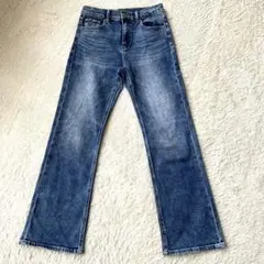 美品　デニムパンツ ブーツカット ジーンズ　ストレッチ　フレアのサムネイル