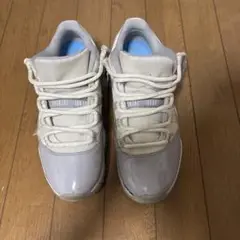 AJ11 low Cement grey