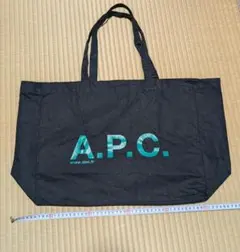 A.P.C. ブラック バッグ