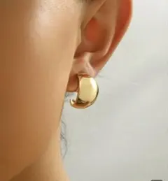 ゴールドフープ イヤリング