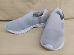 スリップインスニーカー　ハンズフリー　23.5cm　グレー　スケッチャーズで無し