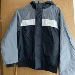 NIKE   フード付　ジャンパー　120-130