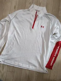 UNDER ARMOUR　アンダーアーマー　ハーフジップ　トレーニングウェア