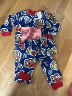 新品カーズ パジャマ 上下セット 90cm