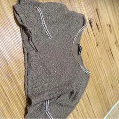 ショート丈カットソー