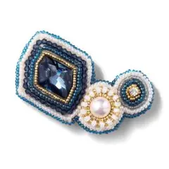 【新品未使用】フェリシモ　ビーズ刺繍　ビジューブローチ　キット　マルティプル