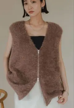 【お値下げ中】LOWRYS FARM シャギーZIPベスト　ブラウン