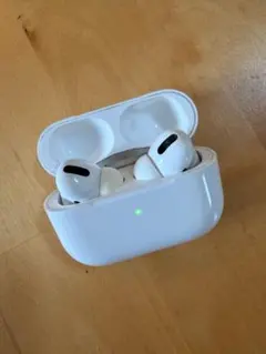 Apple AirPods Pro 第一世代　本体　右耳のみのサムネイル