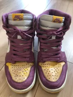 NIKE JORDAN 1 HIGH OG パープル イエロー 28.5cmのサムネイル