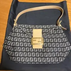 FENDI ズッカ柄 ショルダーバッグ　ハンドバッグのサムネイル