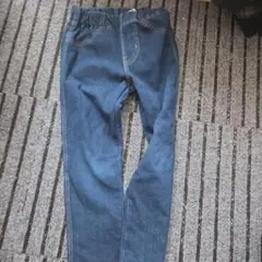 110サイズ ダークブルー スキニーパンツ