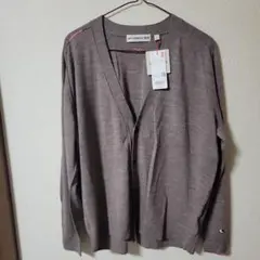 ユニクロ ANYA HINDMARCHオーバーサイズVネックカーディガン