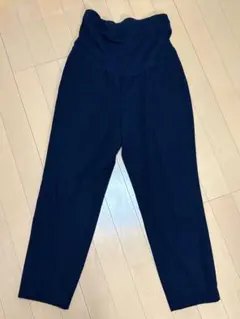 ユニクロ　スマートアンクルマタニティパンツ
