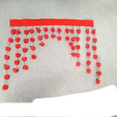 美品　リンゴモチーフのれん レッド