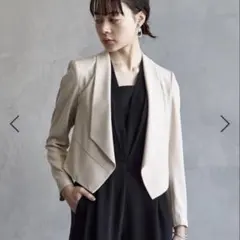 【エメ AIMER】ショールカラージャケット ショート丈 ベージュ系 肩パッドMのサムネイル