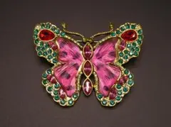 新品アンティーク調きらきらストーン蝶ブローチ メルヘン　ファンタジー