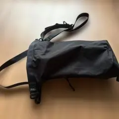Kiu ショルダーバッグ ブラックのサムネイル