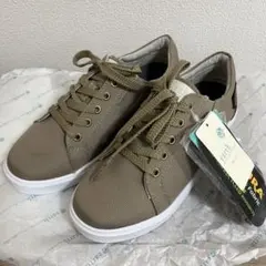 撥水 スニーカー