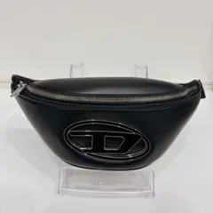 【極美品、未使用級】DIESEL ディーゼル　ボディバッグ　ブラック　Dロゴ