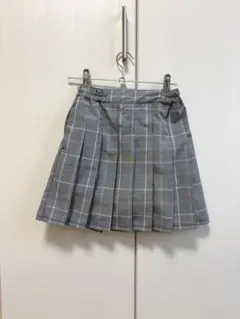 新品未使用 140 チェック柄プリーツスカート　パンツ付　トップバリュのサムネイル