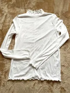 お買い得‼︎【新品未使用】ショコラフィネローブ ハイネック 長袖 カットソー