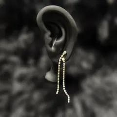 シルバーロングチェーンピアス クリスタル付き